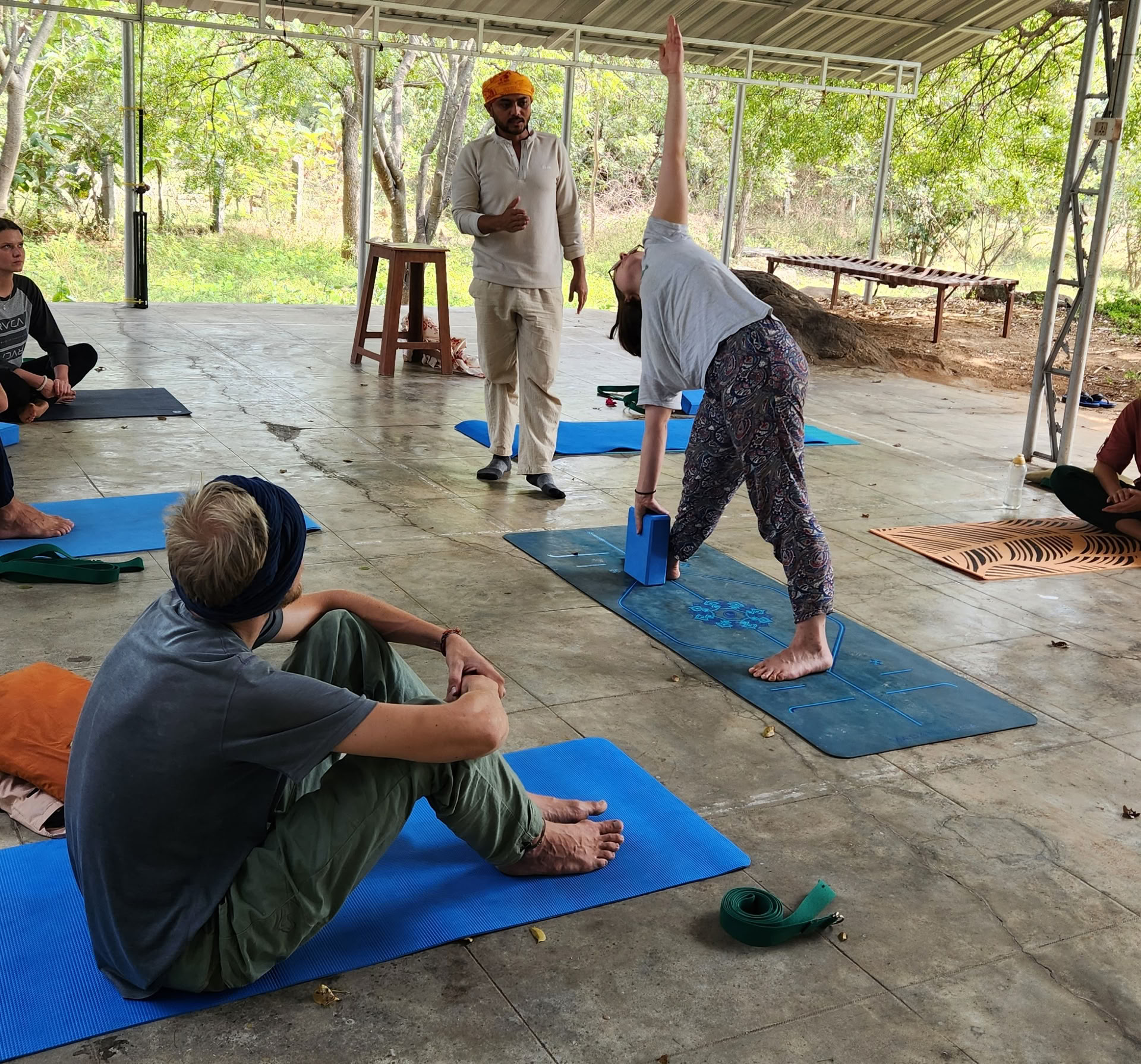 Formation de professeur de yoga de 200 heures