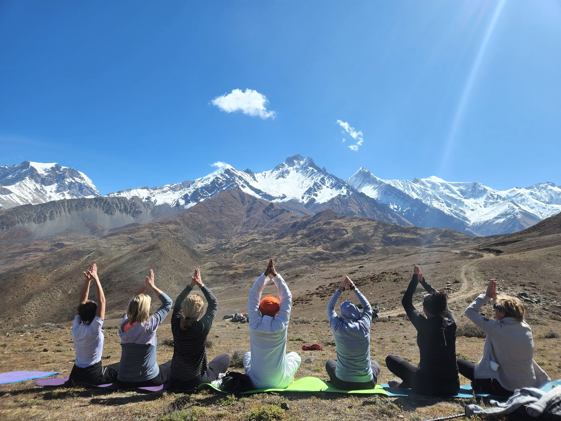 Trek de yoga et pèlerinage de l’âme vers la terre sacrée du Mustang