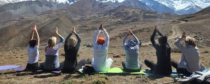 Trek de yoga et pèlerinage de l’âme vers la terre sacrée du Mustang