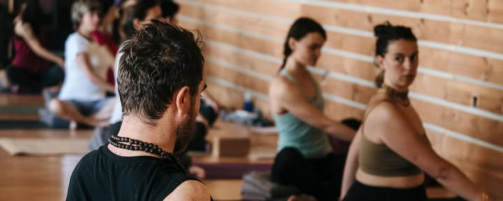 Retraite du pont de novembre | Yoga Iyengar, danse et tantra