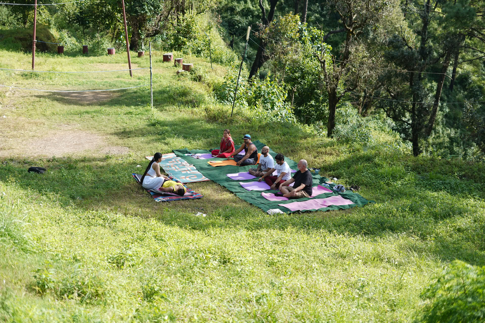 Retraite de 4 jours de silence au bord de la rivière himalayenne à Almora