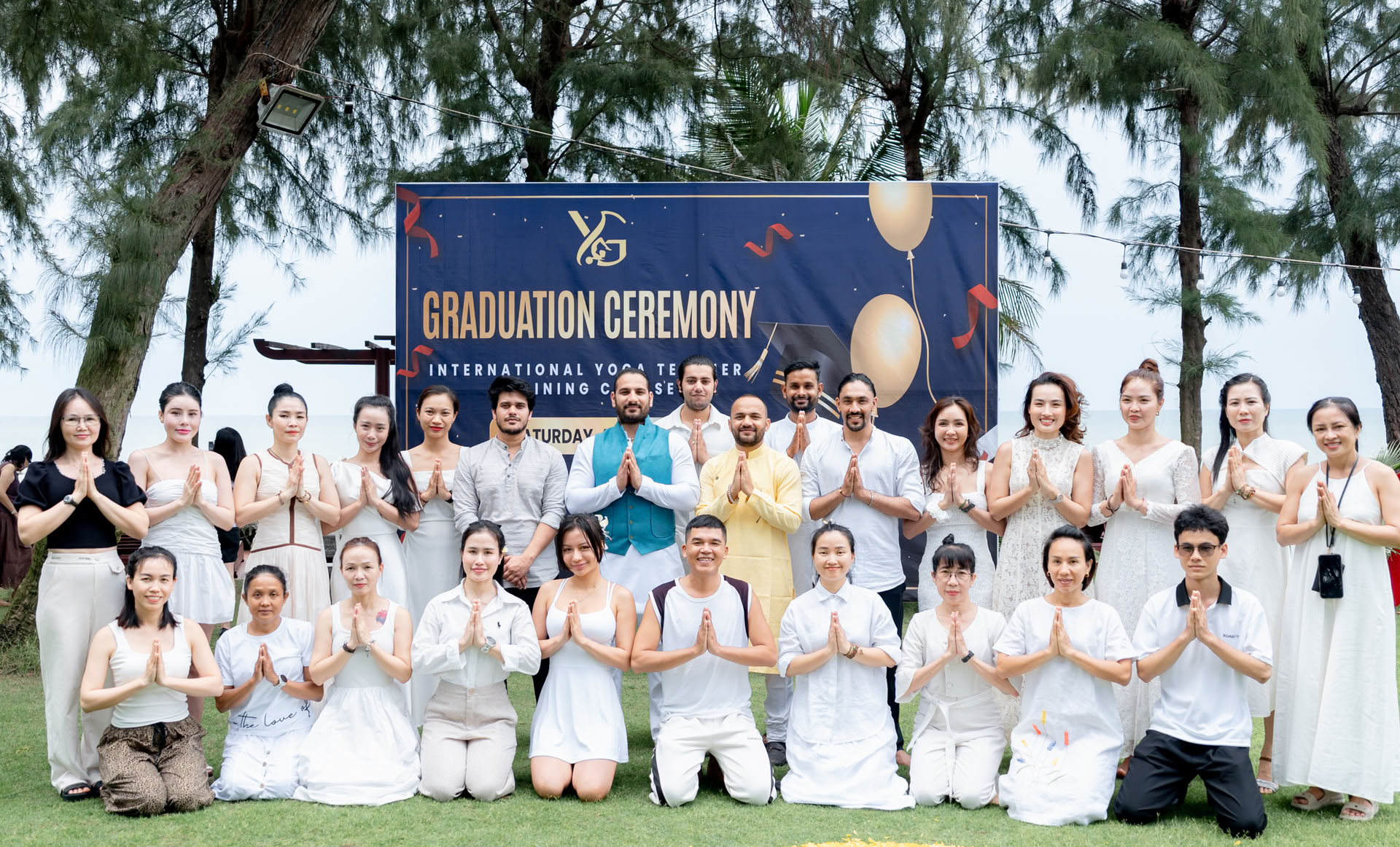 Formation de professeur de yoga de 200 heures (TTC)