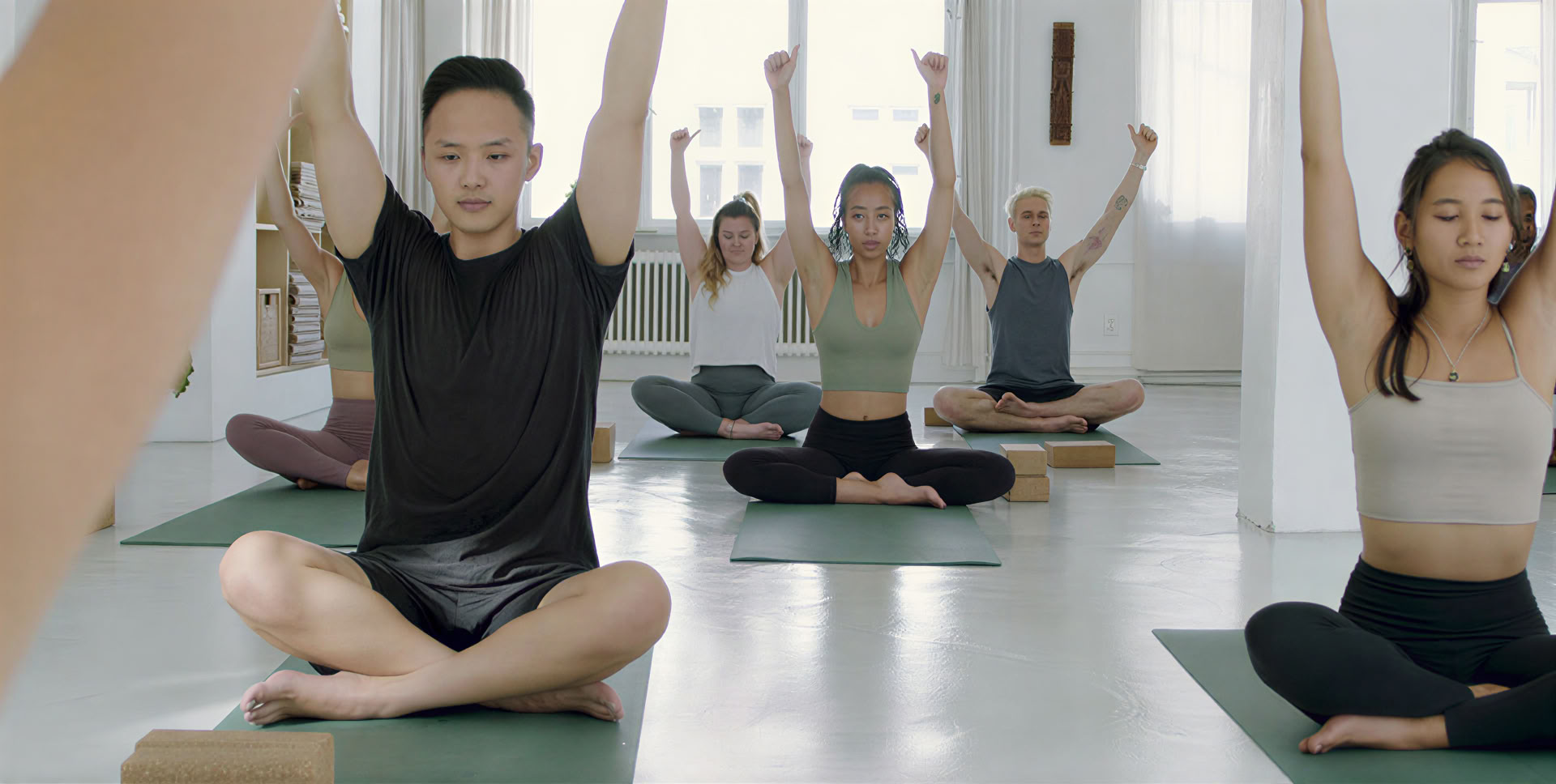 Formation avancée de professeur de yoga de 150 h : s’épanouir et rayonner