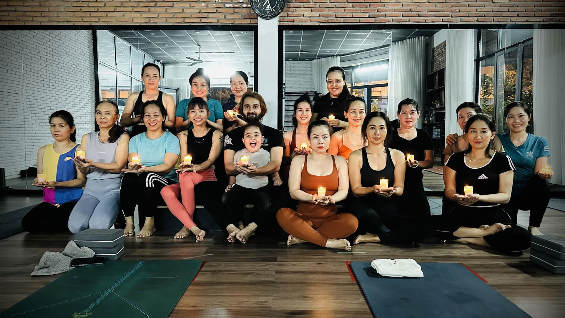 Formation de professeur de yoga de 200 heures à Yoga Home School