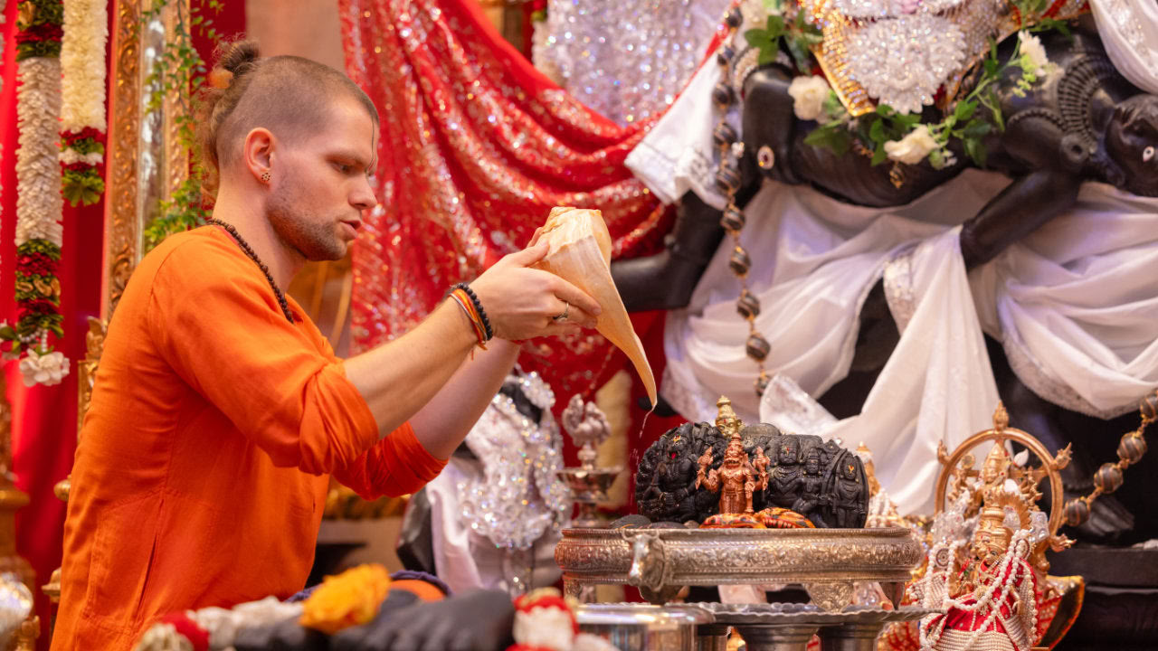 Cours d’Abhishekam