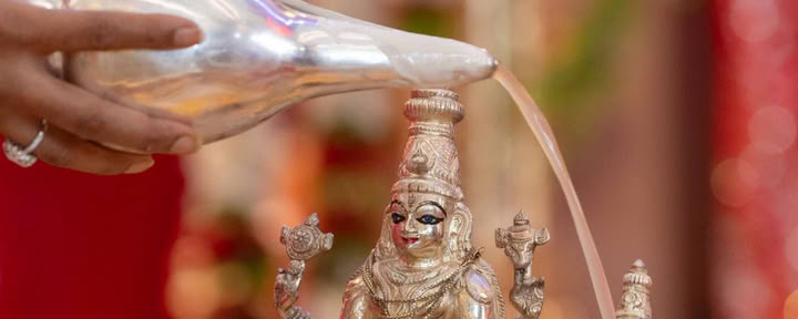 Cours d’Abhishekam
