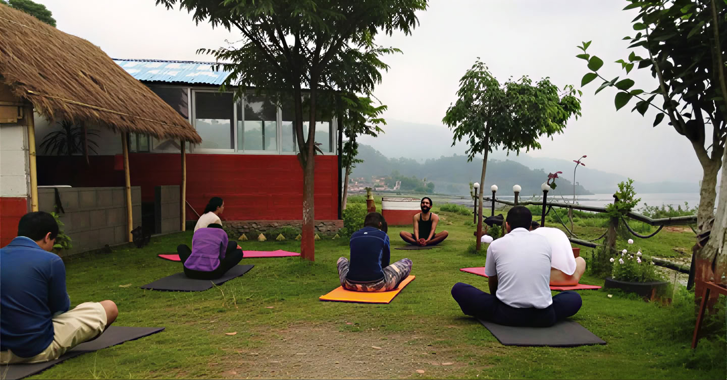 Retraite de yoga hatha classique au Népal