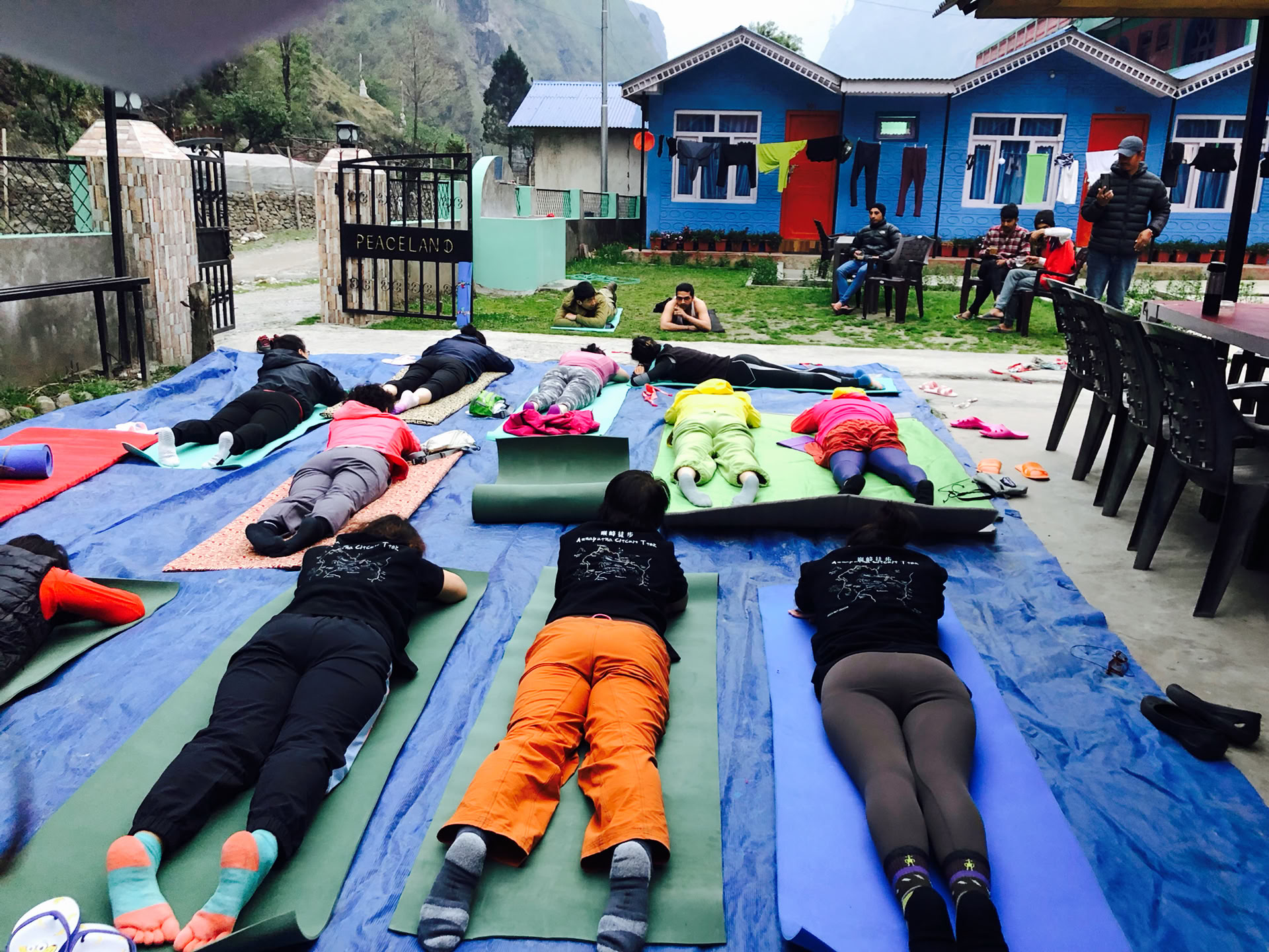 Trek de yoga sur le circuit de l’Annapurna avec le lac Tilicho