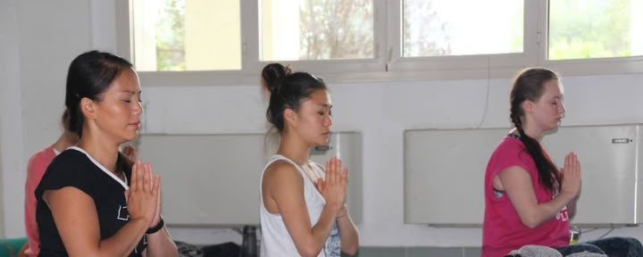 Formation de professeur de yoga RYT 500 heures en Italie