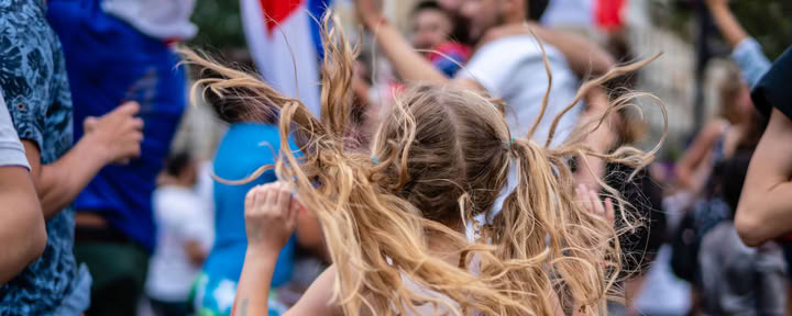 Danse extatique en famille