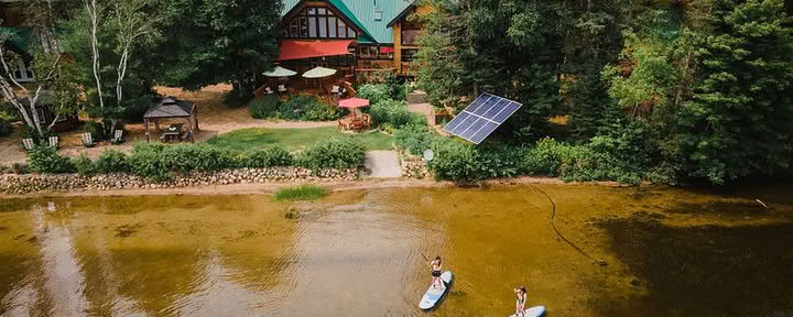 Relâchement et ressourcement : retraite d’automne dans le parc Algonquin