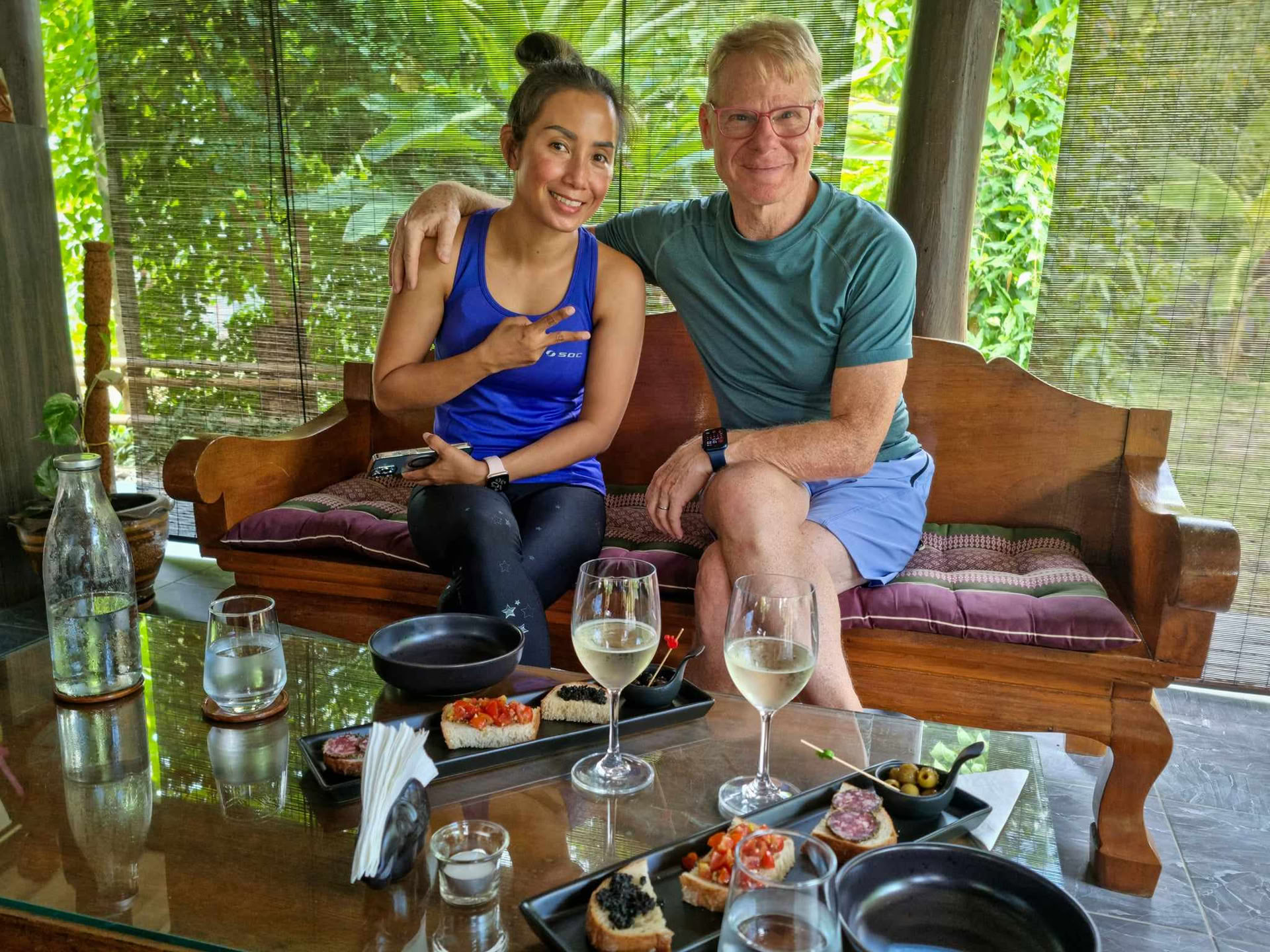 Un toast au bien-être – yoga et vin