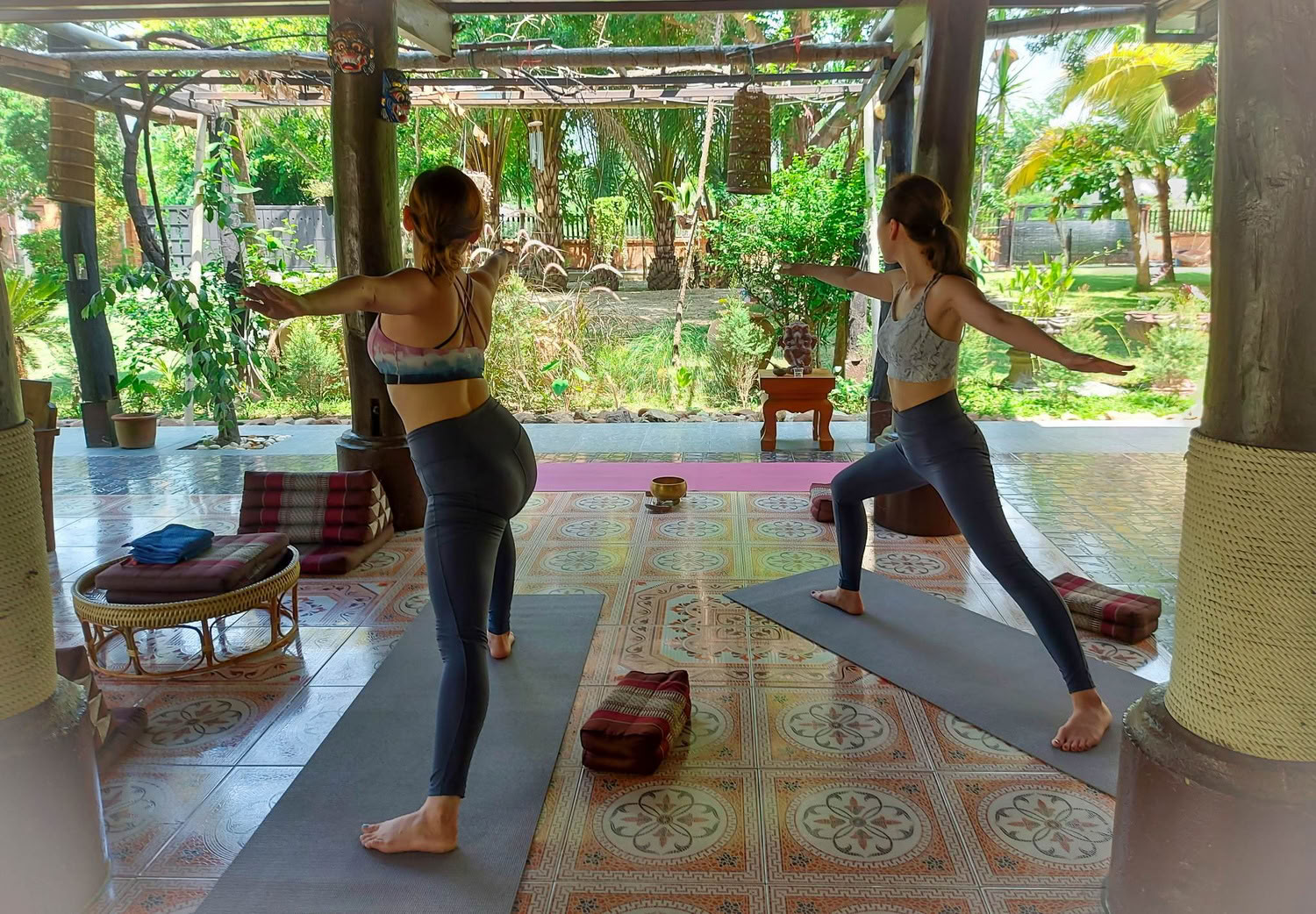 Un toast au bien-être – yoga et vin