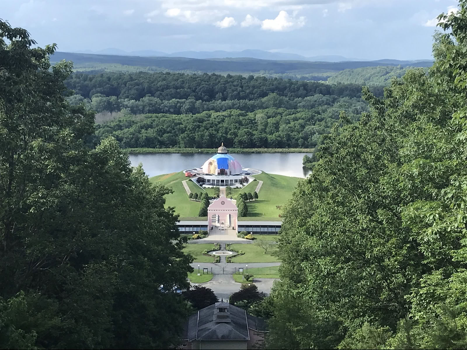 Yogaville–Ashram Satchidananda