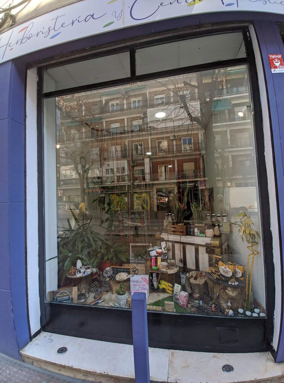 Alma y Tierra | Boutique d'herboristerie | Centre de thérapies naturelles et de yoga