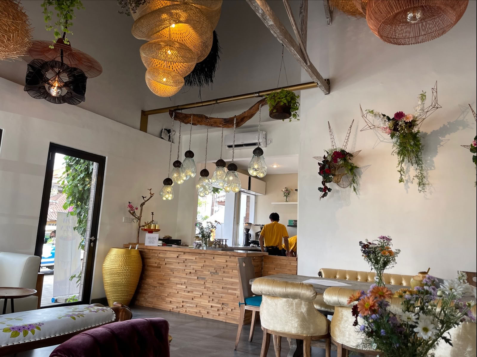 Heart Space Bali - Studio de Yin Yoga & Holistique