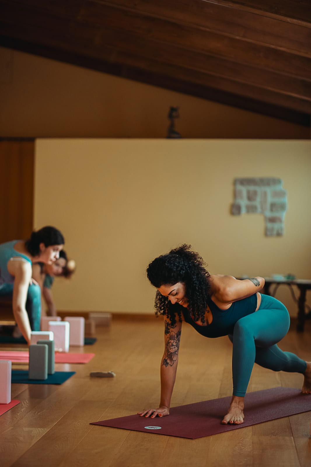 Yoga Vinyasa avec Adriana - en anglais, niveaux multiples