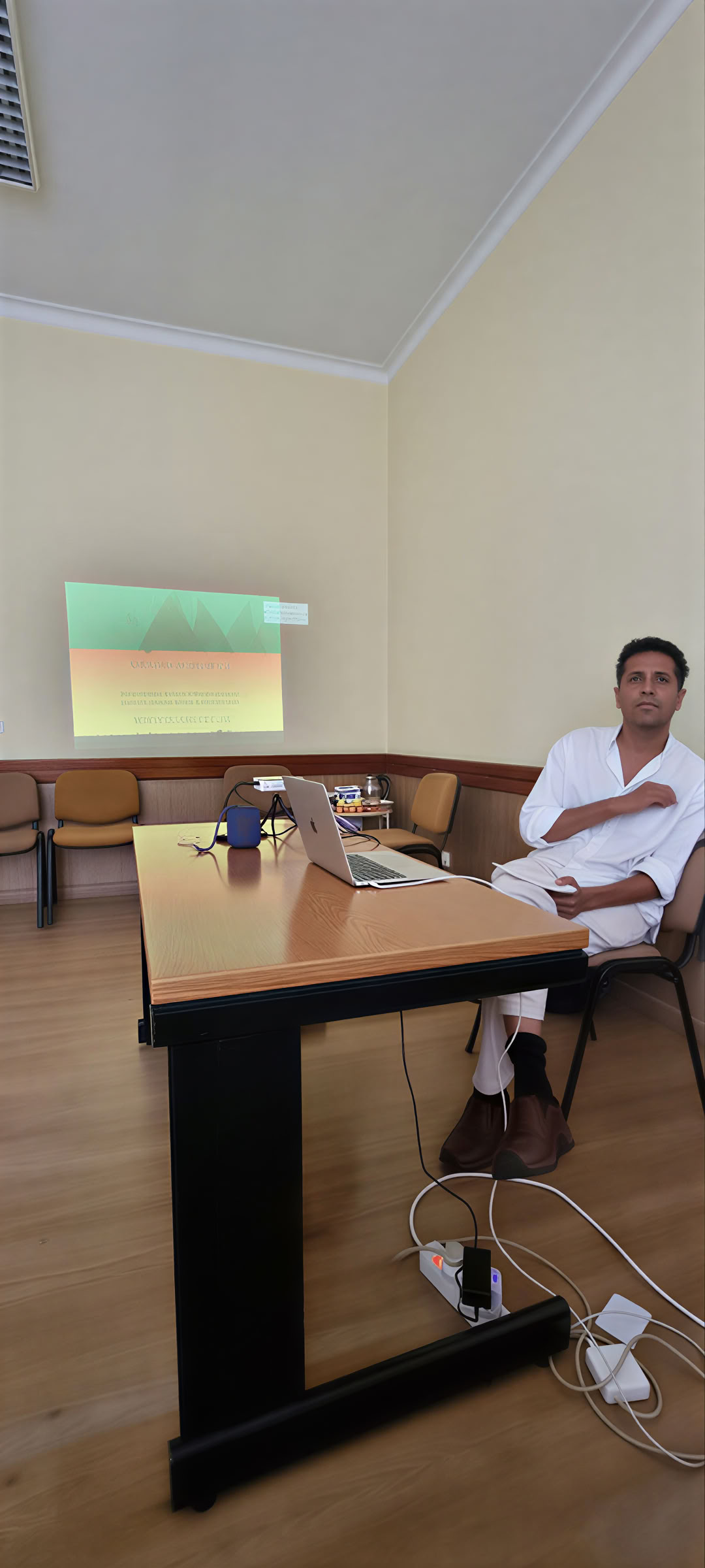Dr Ameet Aggarwal ND, docteur naturopathe, homéopathe, psychothérapeute