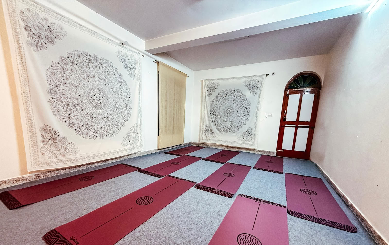 Maison de Yoga Bir