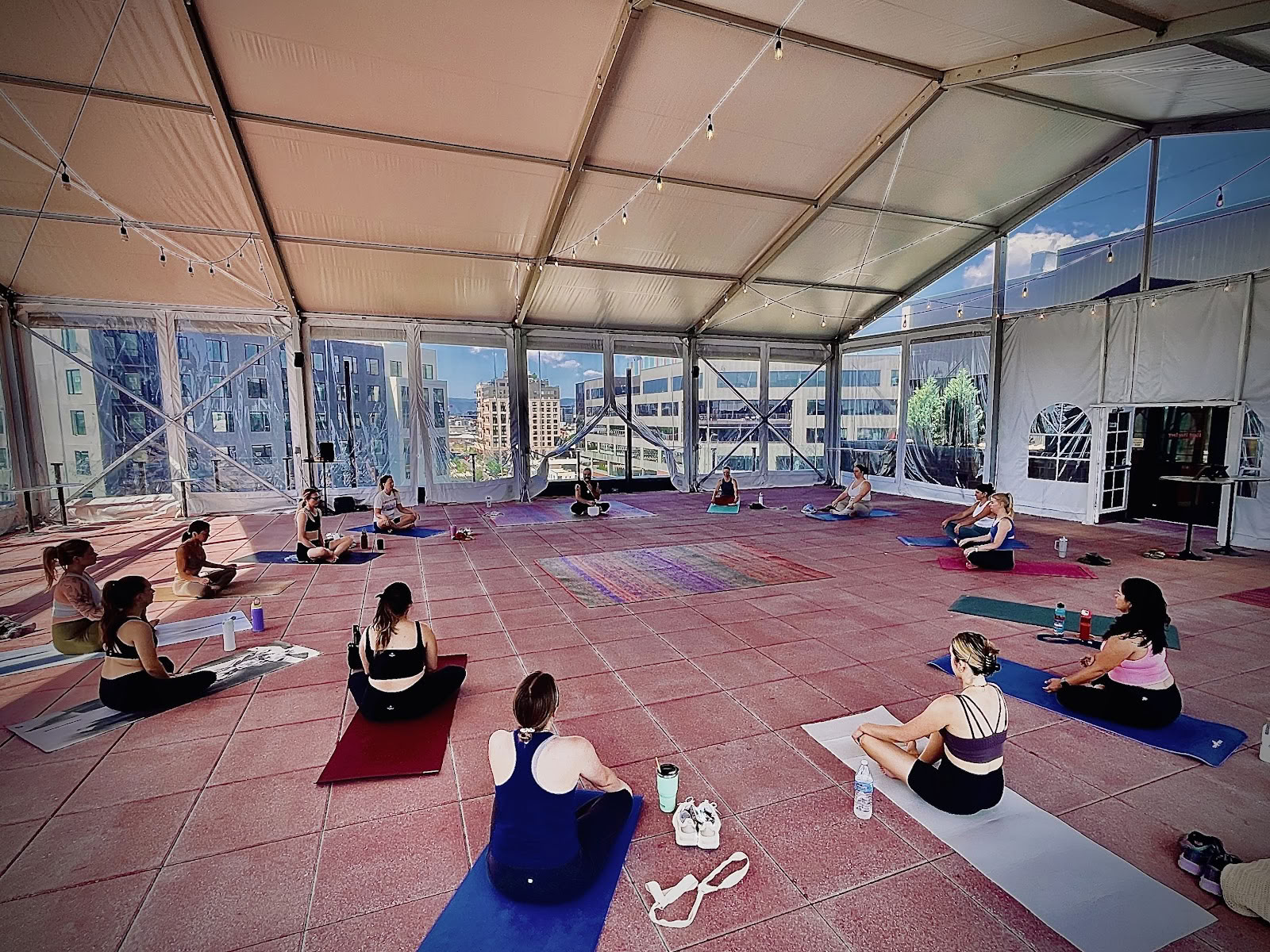Denver - Yoga social
