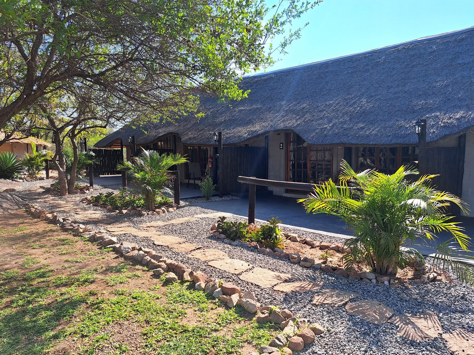 Lodge Lifestyle Hambana