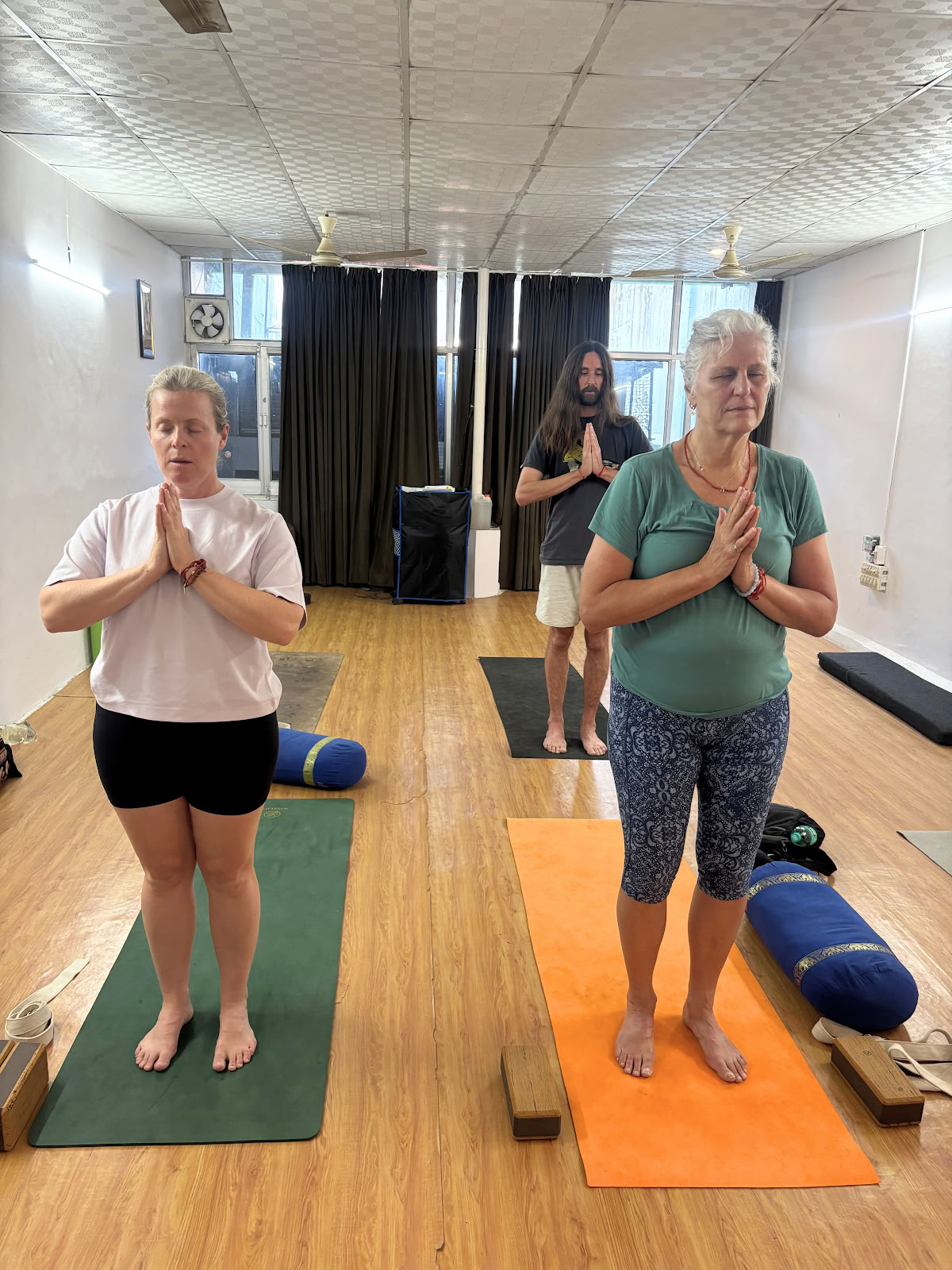 École de yoga Karoli