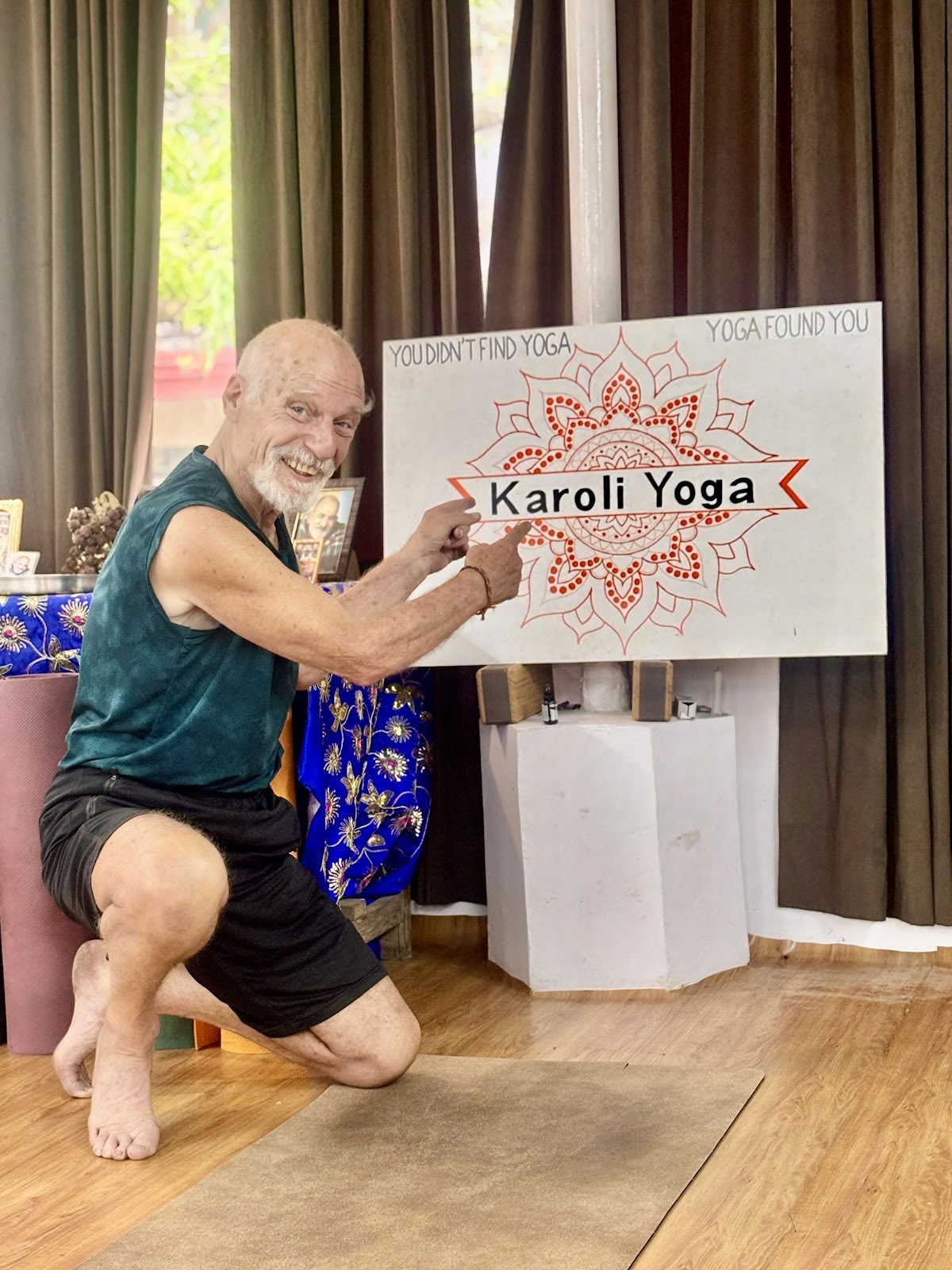 École de yoga Karoli