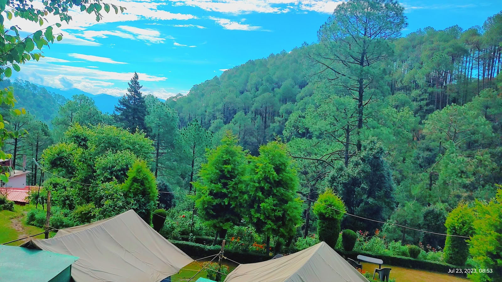 Campement des puissants Himalayas