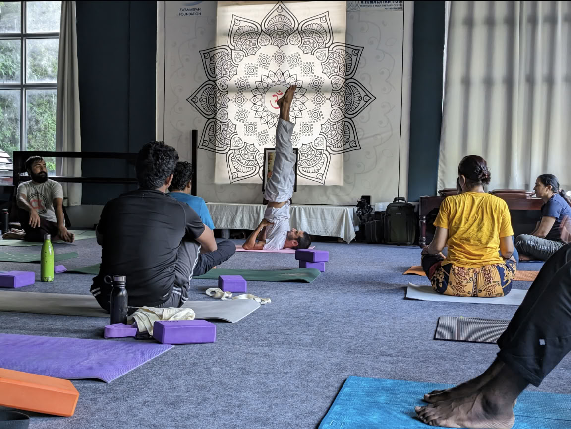 Un institut de yogi himalayen à Rishikesh