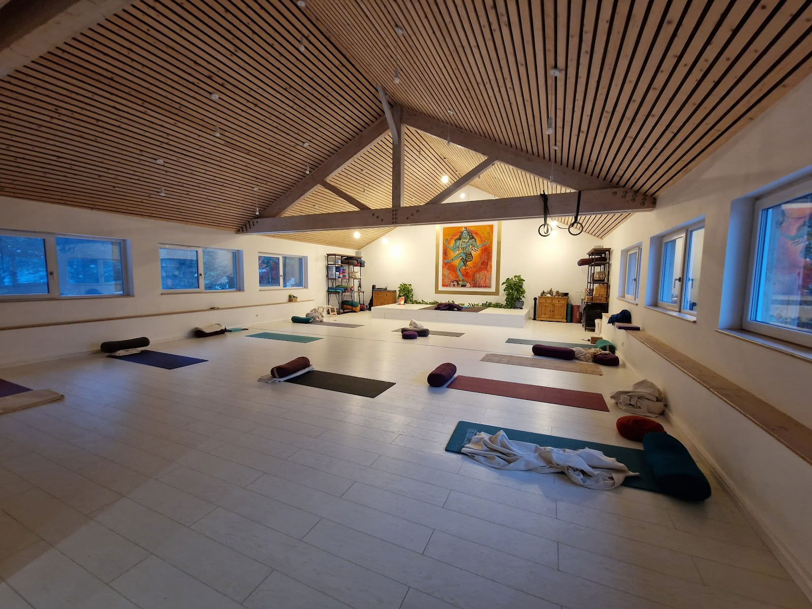 SANSKRITI – Centre de retraite de yoga et de méditation | Alpes françaises