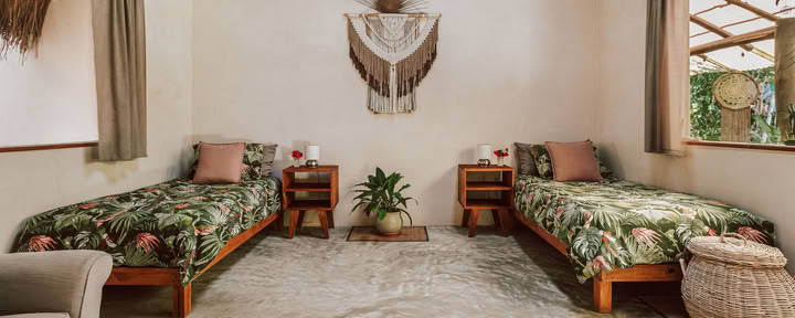 Chambres/Cabanes doubles avec salle de bain privative