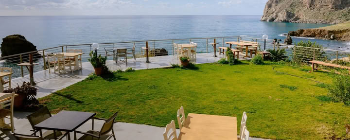 Studio supérieur avec vue panoramique sur la mer
