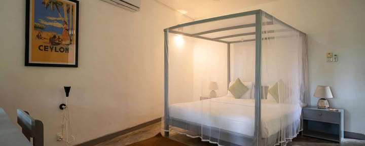 Salle de yoga ouverte